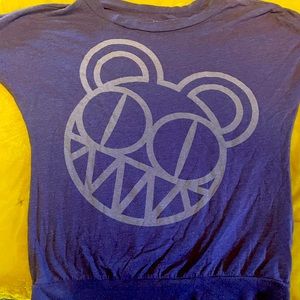 Vintage Radiohead women’s shirt waste tour shirt